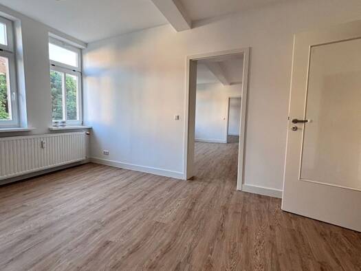 Wohnung zur Miete 642 € 2 Zimmer 71,3 m² 1. Geschoss frei ab sofort Lange Straße 75 Bad Langensalza Bad Langensalza 99947