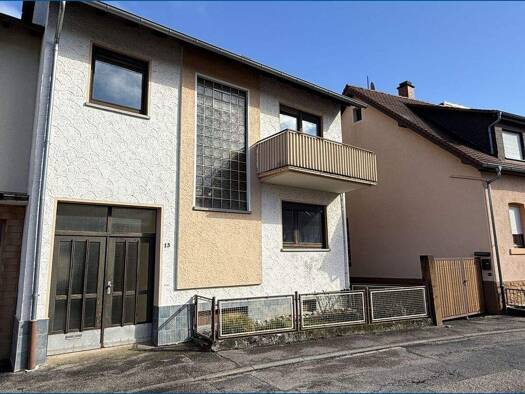 Einfamilienhaus zum Kauf provisionsfrei 359.000 € 5 Zimmer 96 m² 469 m² Grundstück Berghausen Pfinztal / Berghausen 76327