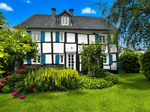 Einfamilienhaus zum Kauf 459.000 € 8 Zimmer 174,5 m² 1.231 m² Grundstück Drabenderhöhe Wiehl 51674