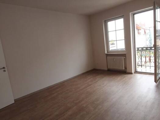 Wohnung zur Miete 600 € 3 Zimmer 77,8 m² 2. Geschoss frei ab sofort Innenstadt Schweinfurt 97421