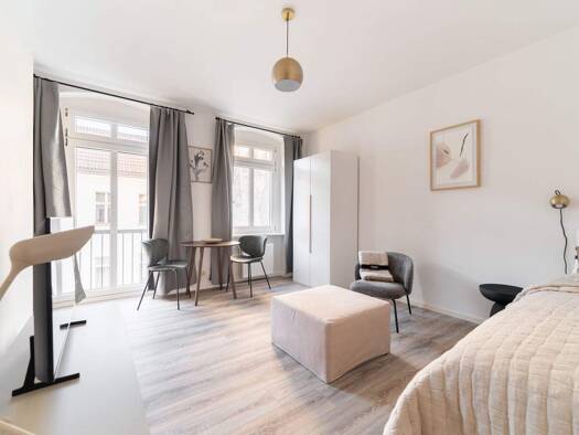 Studio zur Miete 990 € 1 Zimmer 31 m² 4. Geschoss Weisestraße 51 Neukölln Berlin 12049
