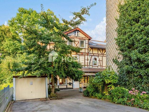 Einfamilienhaus zum Kauf 369.000 € 8 Zimmer 368 m² 392 m² Grundstück frei ab 01.04.2026 Stadtoldendorf 37627