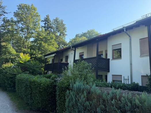Wohnung zum Kauf 379.000 € 3,5 Zimmer 96 m² Geschoss 1/2 frei ab sofort Markdorf 88677