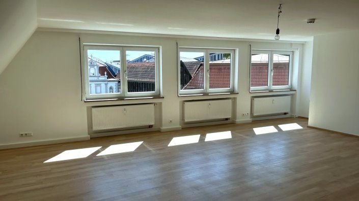 Wohnung zur Miete 680 € 2 Zimmer 68 m²<br/>Wohnfläche 3.<br/>Geschoss Memmingen Memmingen 87700