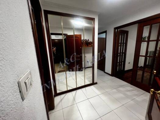 Wohnung zur Miete 850 € 4 Zimmer 115 m² Lugo 27002