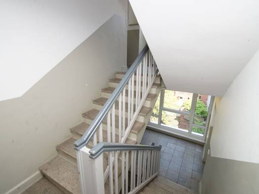 Wohnung zum Kauf provisionsfrei 99.500 € 2 Zimmer 41,8 m² 4. Geschoss Krämpfervorstadt Erfurt 99085