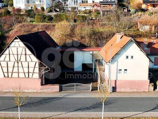 Einfamilienhaus zum Kauf provisionsfrei 245.000 € 7 Zimmer 171,5 m² 1.429 m² Grundstück Großlaudenbach Kleinkahl 63828