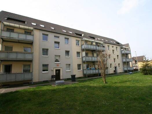 Wohnung zur Miete 321 € 2 Zimmer 50,5 m² 3. Geschoss frei ab 01.01.2026 Junkersstraße 108 West Dessau-Roßlau 06847