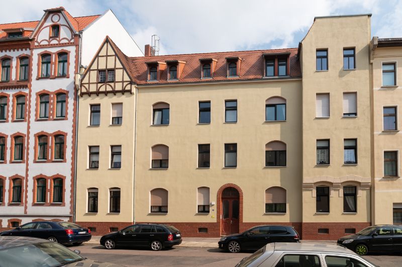 Wohnung zur Miete 800 € 4 Zimmer 99,5 m²<br/>Wohnfläche EG<br/>Geschoss Halberstädter Straße 7 Nördliche Innenstadt Halle 06112