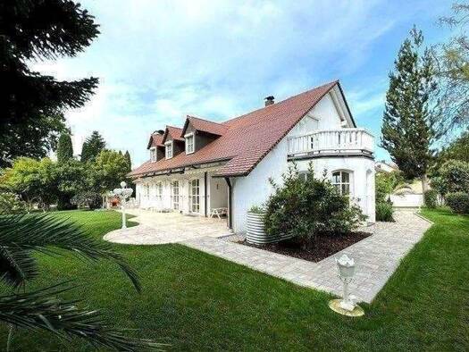 Villa zum Kauf 1.395.000 € 5 Zimmer 425 m² 1.790 m² Grundstück Adelsried 86477