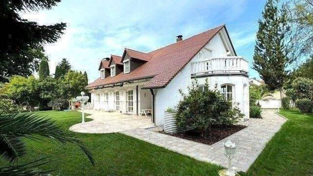 Villa zum Kauf 1.395.000 € 5 Zimmer 425 m² 1.790 m² Grundstück Adelsried 86477