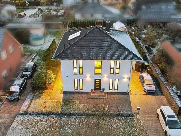 Einfamilienhaus zum Kauf 599.000 € 5 Zimmer 147 m² 803 m² Grundstück Leegebruch 16767