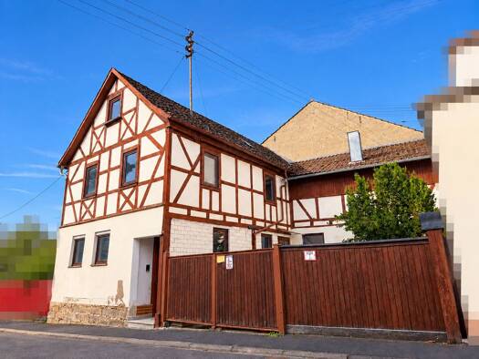 Einfamilienhaus zum Kauf 68.000 € 3 Zimmer 103,2 m² 282 m² Grundstück Eyershausen Bad Königshofen i.Grabfeld 97631