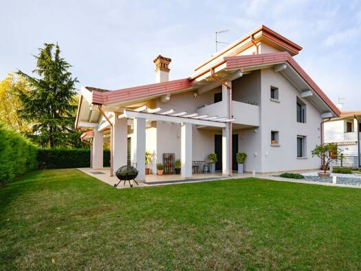 Haus zum Kauf 1.890.000 € 390 m² Via Innocenta, 4 Desenzano del Garda 25015
