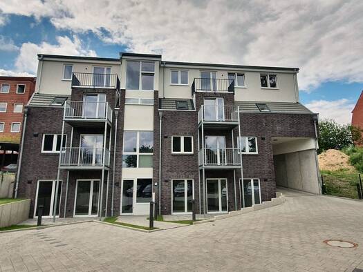 Außenstellplatz zur Miete provisionsfrei 95 € Auberg 66 Wik Kiel 24106