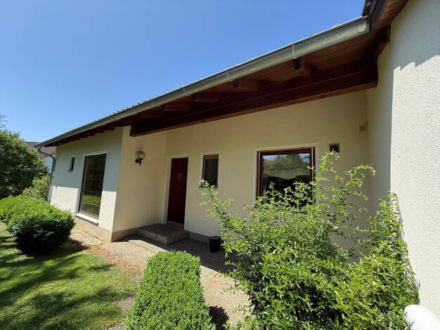Einfamilienhaus zum Kauf provisionsfrei 440.000 € 8 Zimmer 180 m² 1.660 m² Grundstück Sulzbach-Rosenberg 92237