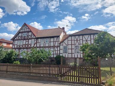 Immobilie zum Kauf 215.000 € 285 m² 997 m² Grundstück Spahl Geisa 36419