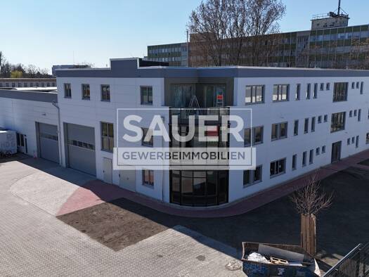 Lagerhalle zur Miete - Erstbezug 4.644 € 290 m² Lagerfläche teilbar ab 409 m² Johannisthal Treptow-Köpenick 12681