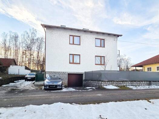 Haus zum Kauf 198.000 € 6 Zimmer 180 m² 812 m² Grundstück Brand 3873