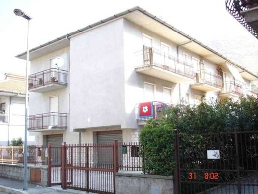 Haus zum Kauf 950.000 € 16 Zimmer 400 m² 950 m² Grundstück Fondi 51371