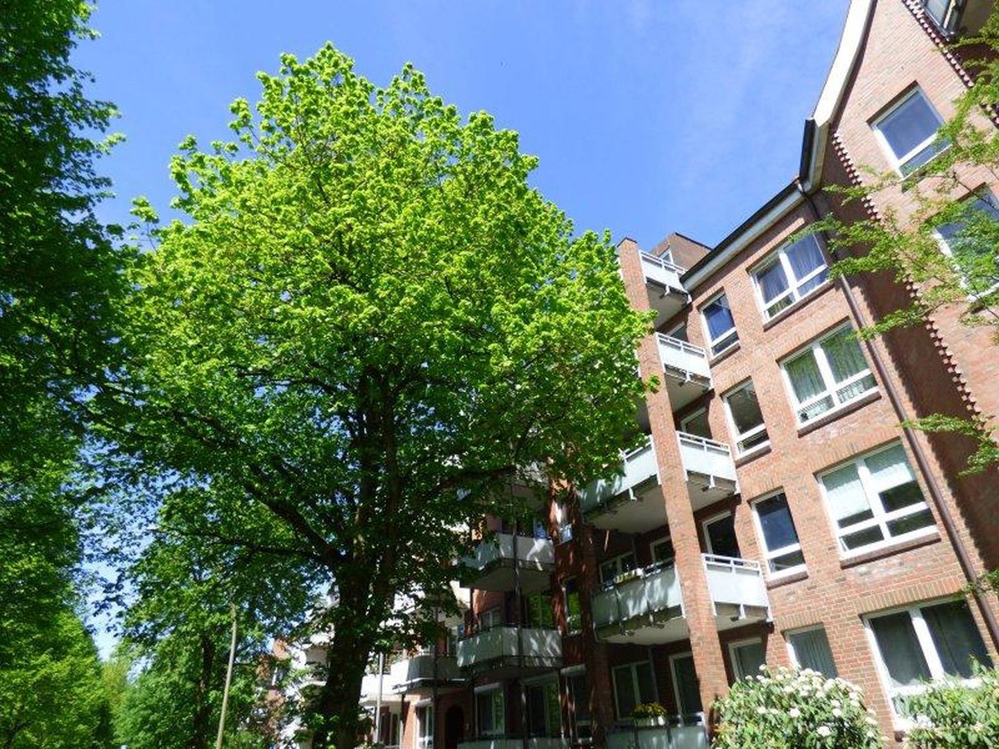 Maisonette zur Miete 1.080 € 2,5 Zimmer 85 m²<br/>Wohnfläche 4.<br/>Geschoss 01.04.2025<br/>Verfügbarkeit Schleswiger Damm 270 Schnelsen Hamburg 22457