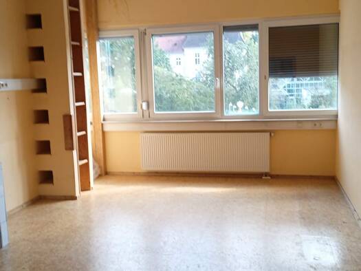 Bürofläche zur Miete 1.400 € 6 Zimmer 200 m² Bürofläche Werneck Werneck 97440