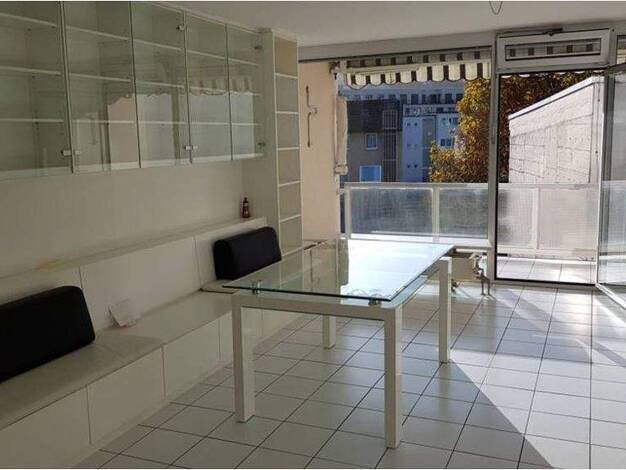 Wohnung zum Kauf 250.000 € 1,5 Zimmer 56 m² 4. Geschoss Mitte Stuttgart / Stuttgart-Mitte 70178