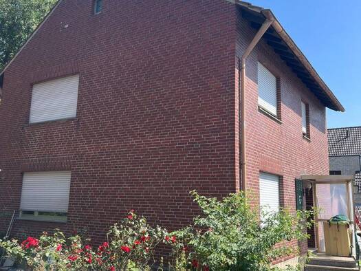 Mehrfamilienhaus zum Kauf provisionsfrei 460.000 € 7 Zimmer 160 m² 680 m² Grundstück Fließstraße 54 Buir Kerpen 50170