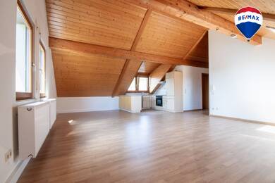 Wohnung zur Miete 620 € 2 Zimmer 68 m² Dachgeschoss Dangstetten Dangstetten 79790