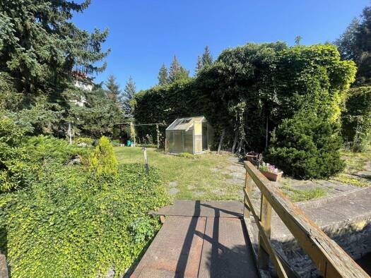 Grundstück zum Kauf 30.000 € 1.090 m² Grundstück Oelsnitz 08606