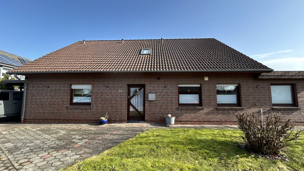 Einfamilienhaus zum Kauf 314.800 € 5 Zimmer 166 m² 671 m² Grundstück Kirchhammelwarden Brake 26919