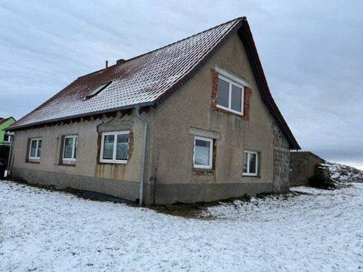 Einfamilienhaus zum Kauf 185.000 € 4 Zimmer 160 m² 2.300 m² Grundstück frei ab 01.04.2026 Gerdshagen Lohmen 18276