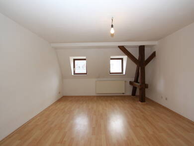 Wohnung zur Miete 371 € 3 Zimmer 79,1 m² Dachgeschoss, 4. Geschoss Lutherstraße 43 Görlitz 02826