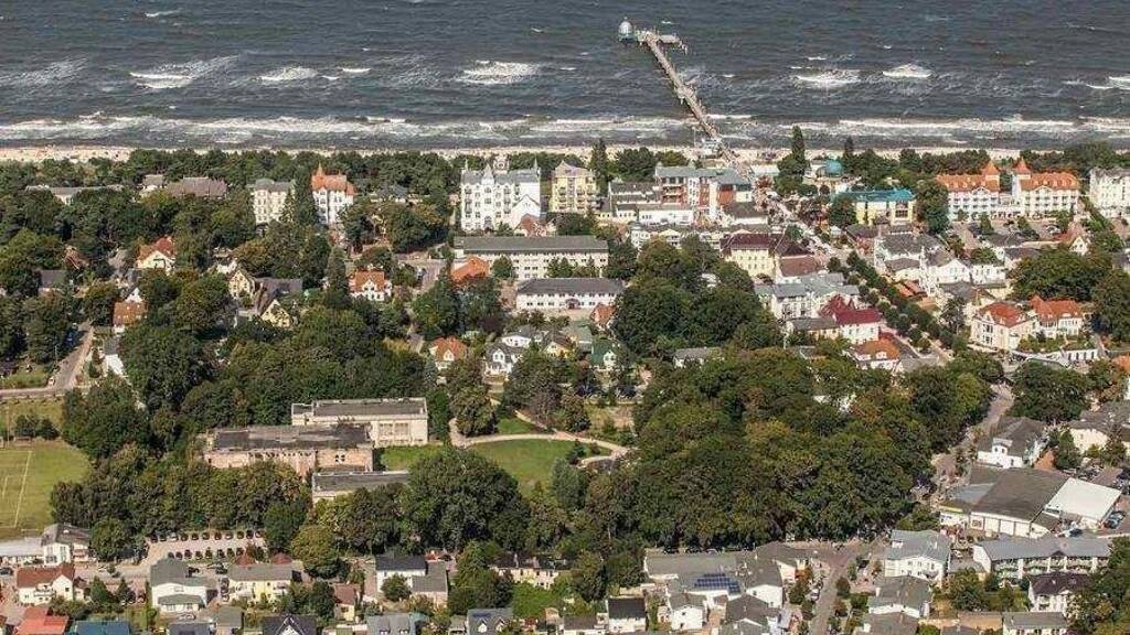 Lagerhalle zum Kauf 2.500.000 € Zinnowitz 17454