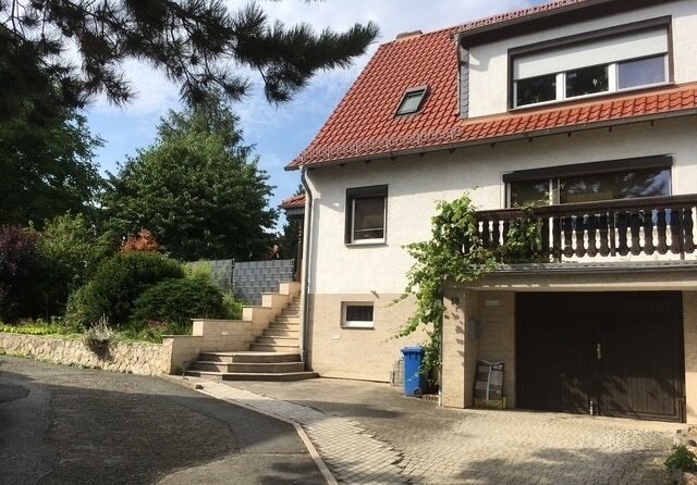 Doppelhaushälfte zum Kauf 299.000 € 4 Zimmer 126,6 m²<br/>Wohnfläche 697 m²<br/>Grundstück 01.04.2025<br/>Verfügbarkeit Hermsdorf 07629