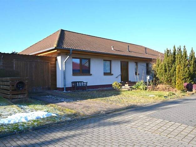 Doppelhaushälfte zum Kauf 350.000 € 3 Zimmer 93,9 m² 487 m² Grundstück Grünhufe Stralsund 18437