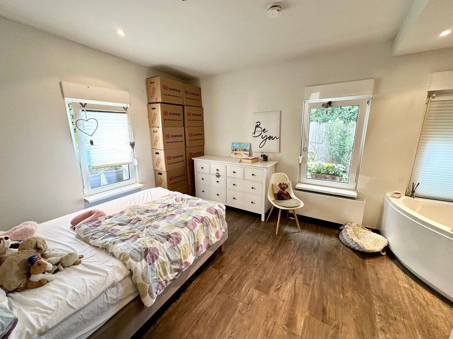 Property thumbnail 8