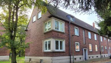 Wohnung zur Miete 355 € 2,5 Zimmer 50,5 m² Dachgeschoss, 2. Geschoss Oderstraße 1 Fahrn Duisburg 47169