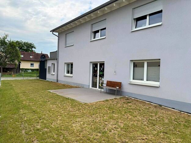 Wohnung zur Miete 1.095 € 4 Zimmer 108 m² EG frei ab 01.09.2025 Nackendorf Höchstadt a.d.Aisch 91315