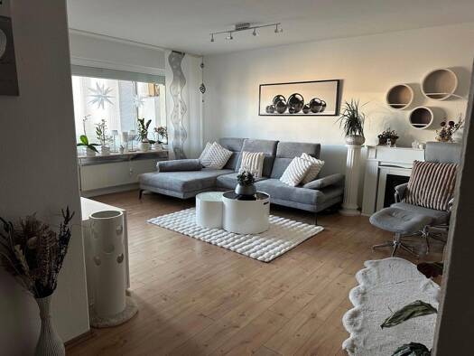 Wohnung zur Miete 930 € 3,5 Zimmer 87 m² Geschoss 1/3 frei ab 01.11.2026 Feldbergstraße 28 Stadtgebiet Sankt Georgen im Schwarzwald 78112