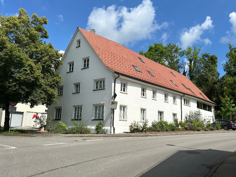 Studio zur Miete 850 € 2,5 Zimmer 40 m²<br/>Wohnfläche 2.<br/>Geschoss Liggeringer Strasse Möggingen Radolfzell am Bodensee 78315