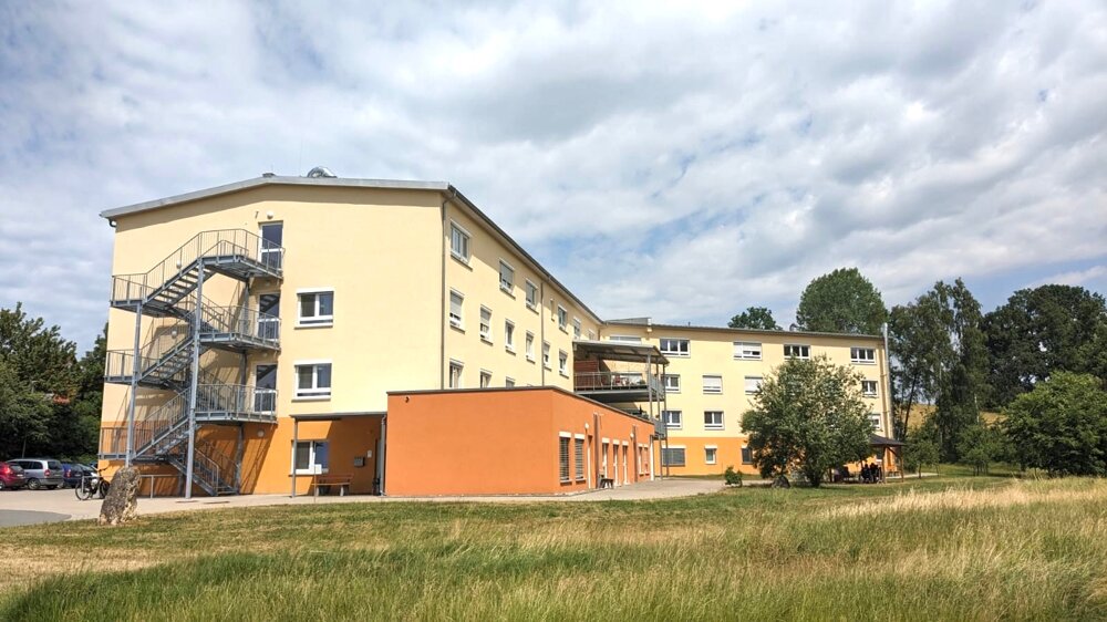 Wohnung zum Kauf 99.000 € 1 Zimmer 36 m²<br/>Wohnfläche 3.<br/>Geschoss Pittersdorf Hummeltal 95503