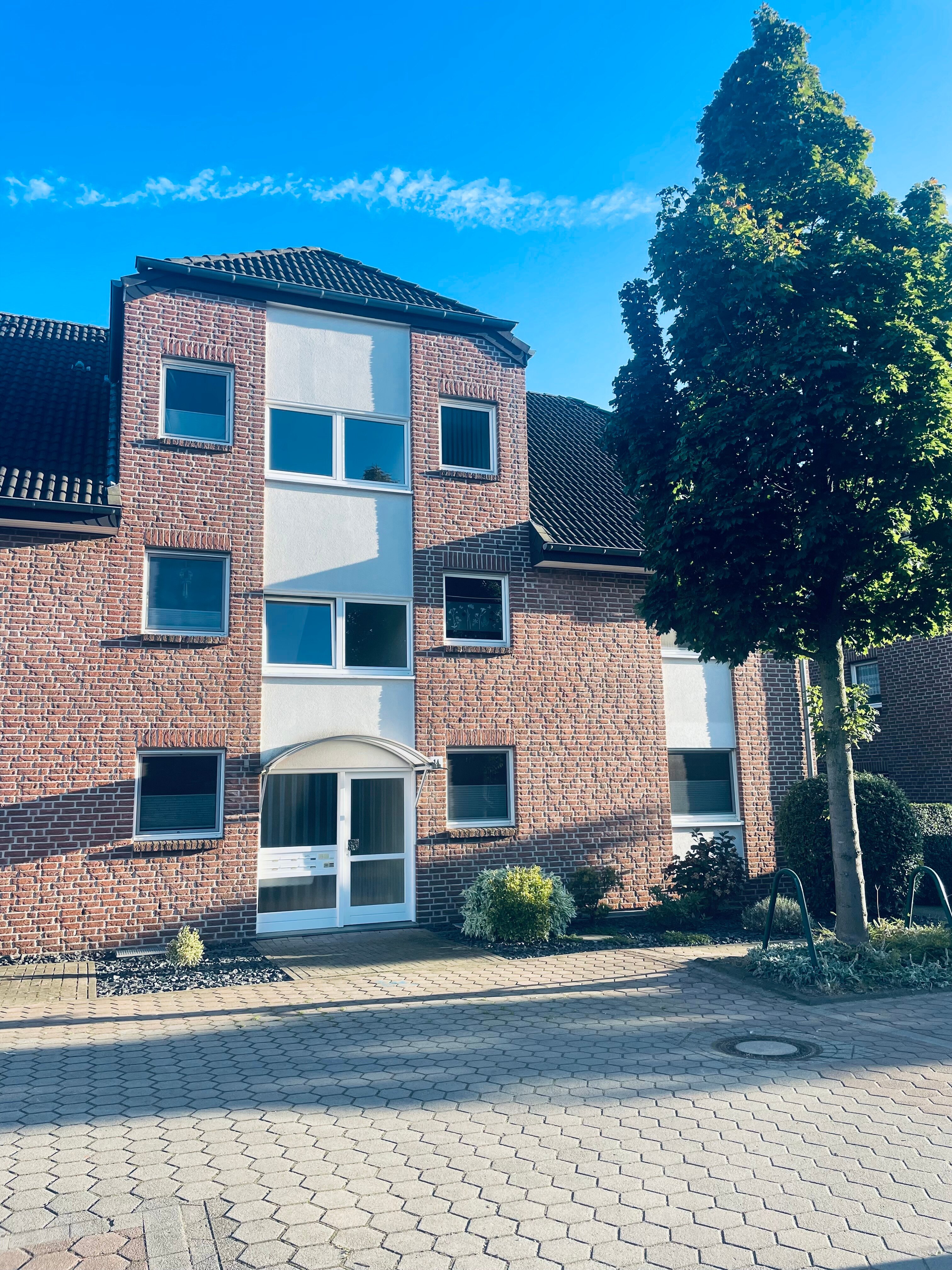 Wohnung zur Miete 695 € 3 Zimmer 78 m²<br/>Wohnfläche 2.<br/>Geschoss ab sofort<br/>Verfügbarkeit Tonstr. 14 Moers - Mitte Moers 47441