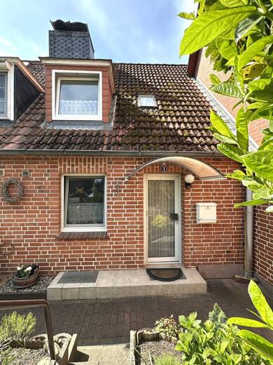 Haus zur Miete 700 € 3 Zimmer 60 m² 212 m² Grundstück frei ab 01.07.2025 Lauenburg/Elbe 21481