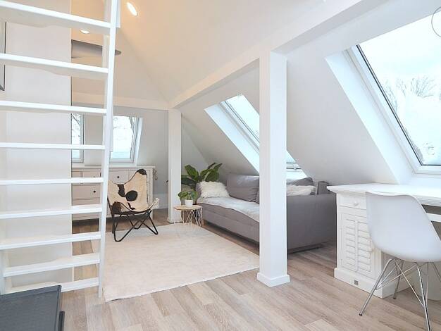 Wohnung zur Miete Wohnen auf Zeit 895 € 1,5 Zimmer 38 m² frei ab sofort Zirndorf Zirndorf 90513