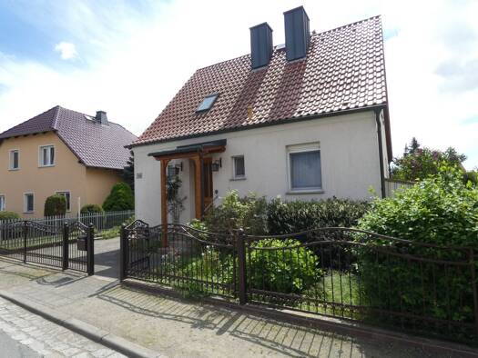 Einfamilienhaus zum Kauf 125.000 € 3 Zimmer 103,5 m² 884 m² Grundstück frei ab sofort Falkenberg Falkenberg/Elster 04895