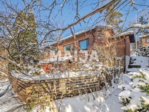 Doppelhaushälfte zum Kauf 313.000 € 4 Zimmer 110 m² 4.329 m² Grundstück Pitkäjärventie 7-9 Espoo 02720