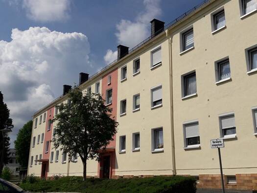 Wohnung zur Miete 390 € 3 Zimmer 55,9 m² 1. Geschoss Rosenweg 1 Lobenstein Bad Lobenstein 07356