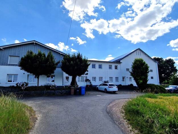 Einfamilienhaus zum Kauf 1.250.000 € 7 Zimmer 220 m² 15.143 m² Grundstück Eschhofen Limburg 65552