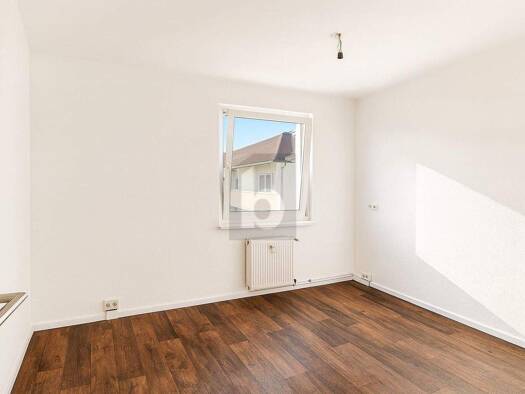 Wohnung zum Kauf 153.000 € 4 Zimmer 69 m² 4. Geschoss Grünau-Ost Leipzig 04209